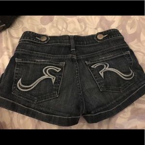 Authentic Rock Republic Short